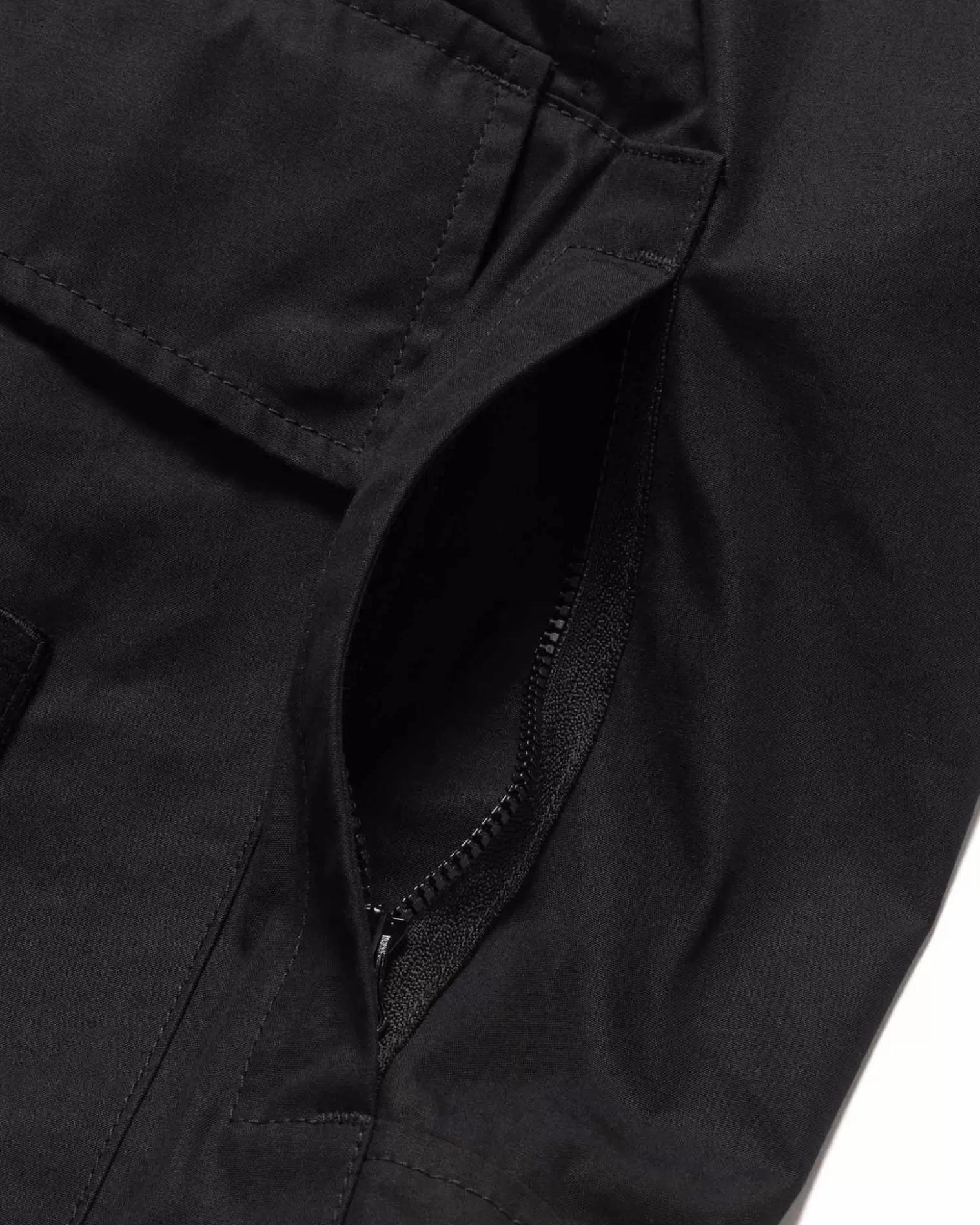 Stone Island Weatherproof Cotton Canvas Ghost Piece Loose Fit Cargo Pants Black Clearance